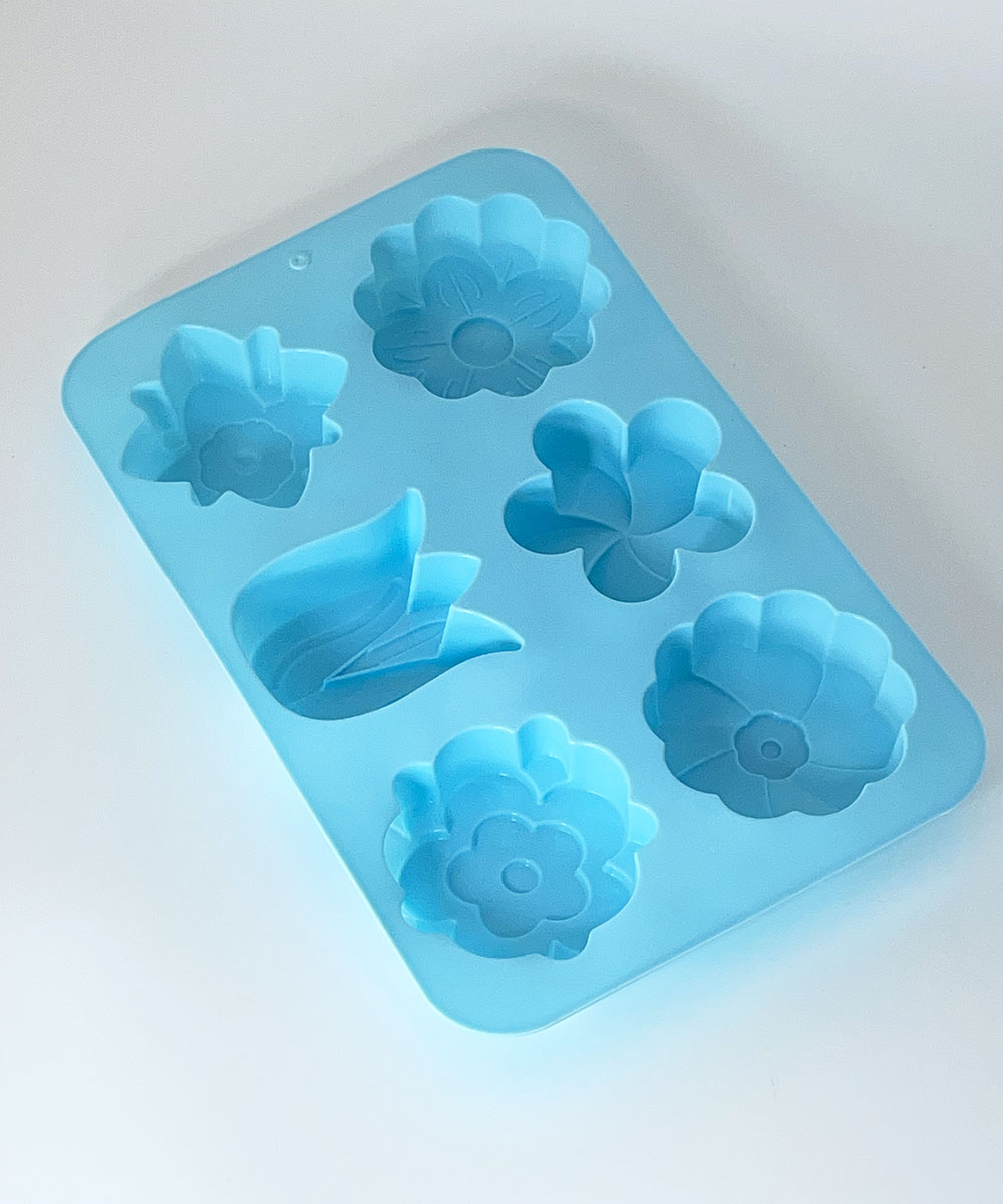 Soap Mould – Mixed Flowers (6 Cavity) - Lotus Oils New Zealand